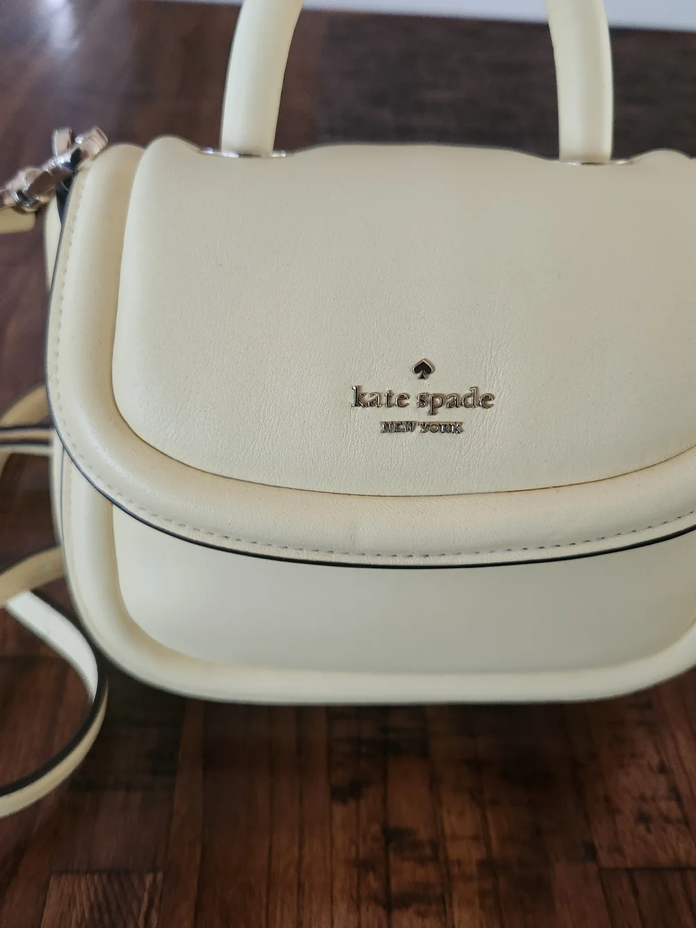 kate spade cream crossbody satchel with top handle w/dust Jacket